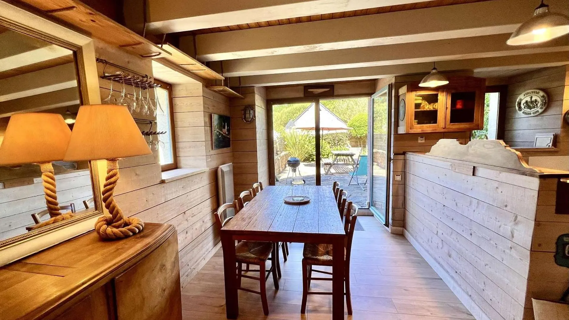 Charmante Maison A Plouhinec, Calme Et Terrasse Ensoleillee, Animaux Acceptes - Fr-1-479-213 0*,  Franciaország